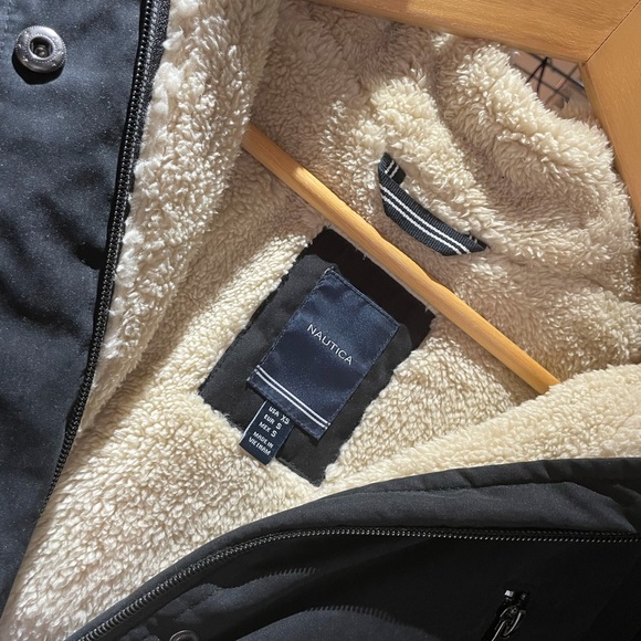 NWT Nautica Women's Faux Big Fur Trim Hooded Parka Winter Jacket Black Size XS - Picture 3 of 9